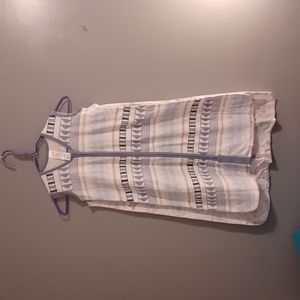 Set of 2 baby Layettes size l and xl. Made by the peanut shell